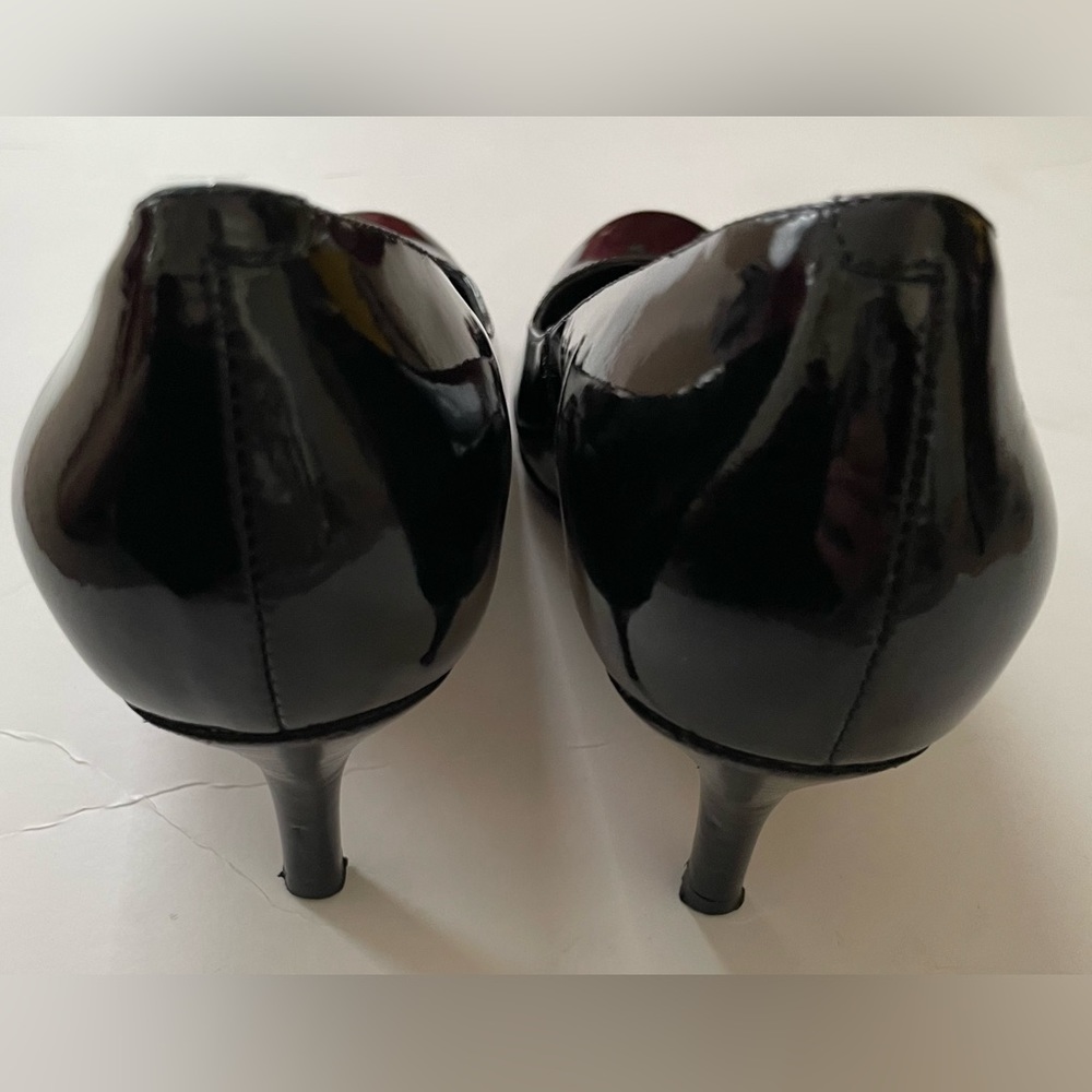 Cole Haan Patent Leather Heels Women’s Size 5.5 Black - Picture 8 of 9